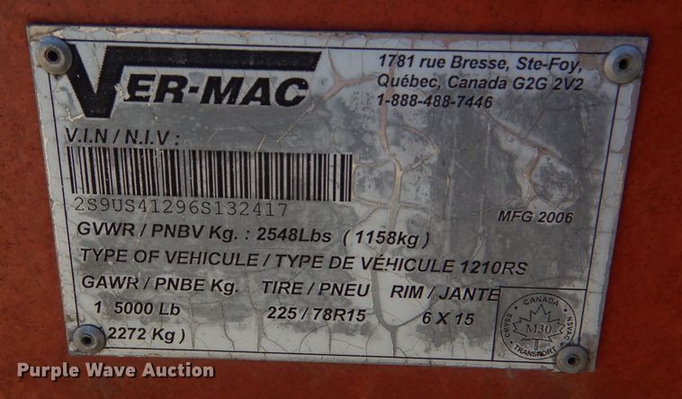 image for item DL3048 2006 Ver-Mac PCMS1210 message board trailer