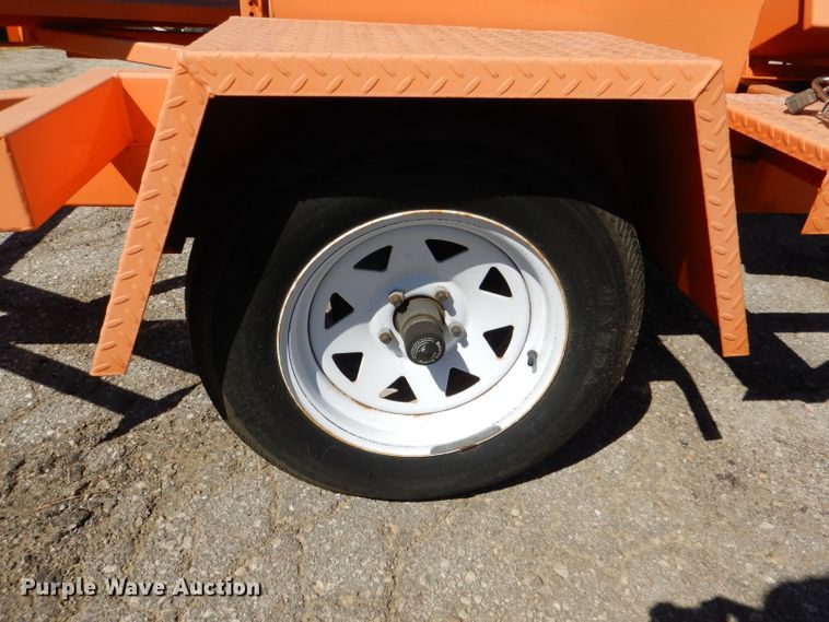 image for item DL3049 2009 Ver-Mac PCMS1210 message board trailer