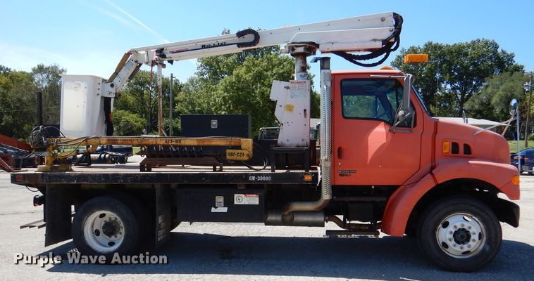 image for item DL3051 2000 Sterling L7500  bucket truck