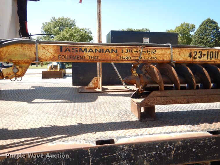 image for item DL3051 2000 Sterling L7500  bucket truck