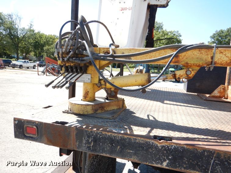 image for item DL3051 2000 Sterling L7500  bucket truck