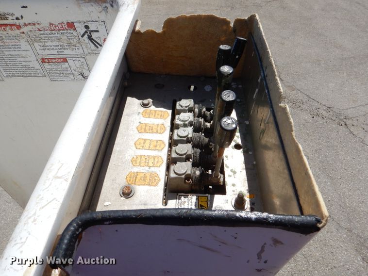 image for item DL3051 2000 Sterling L7500  bucket truck