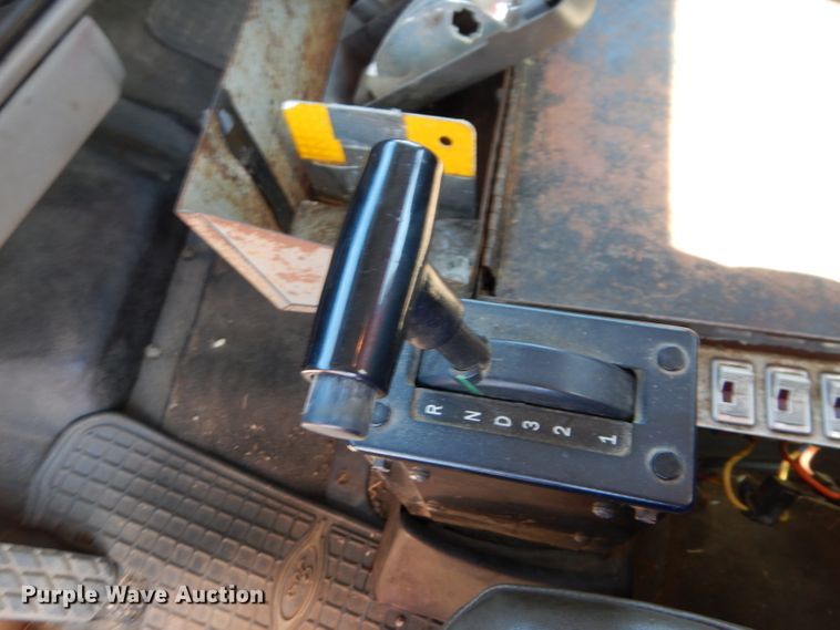 image for item DL3051 2000 Sterling L7500  bucket truck