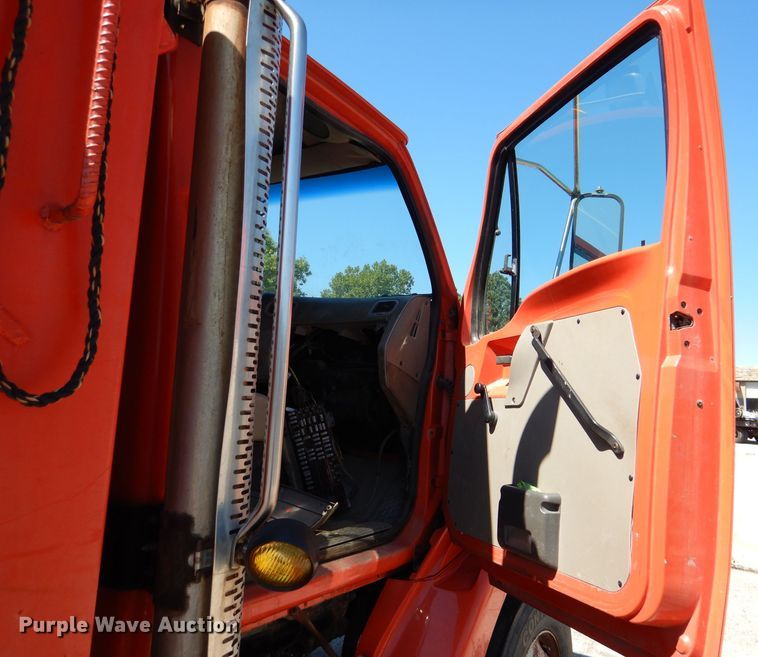 image for item DL3052 2001 Sterling LT7501  dump truck