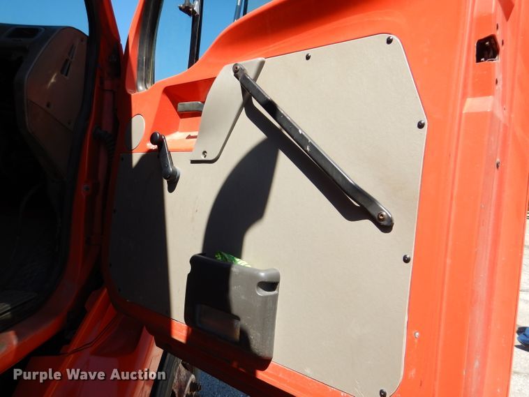 image for item DL3052 2001 Sterling LT7501  dump truck