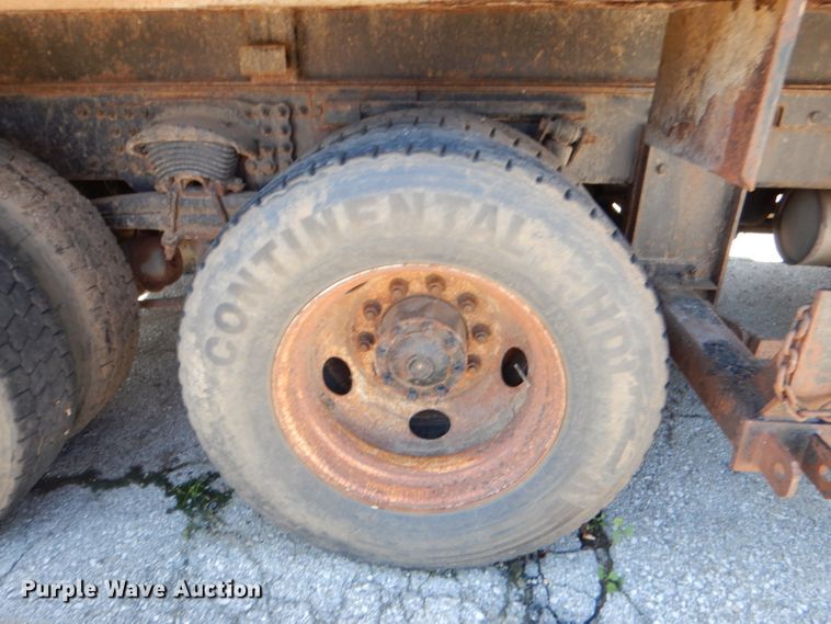 image for item DL3052 2001 Sterling LT7501  dump truck