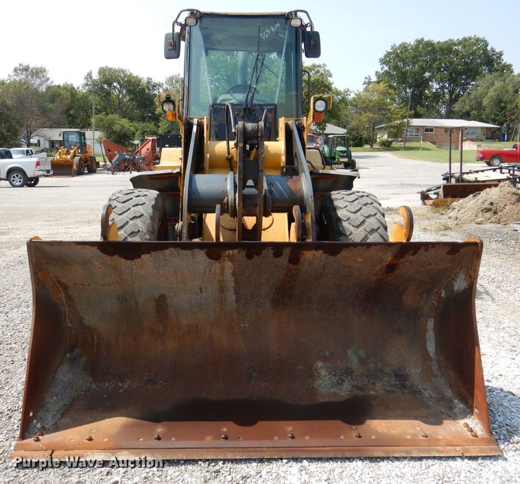 image for item DL3053 2005 John Deere 444J  wheel loader