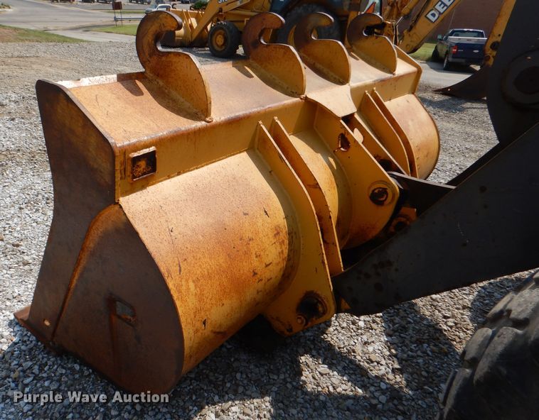 image for item DL3053 2005 John Deere 444J  wheel loader