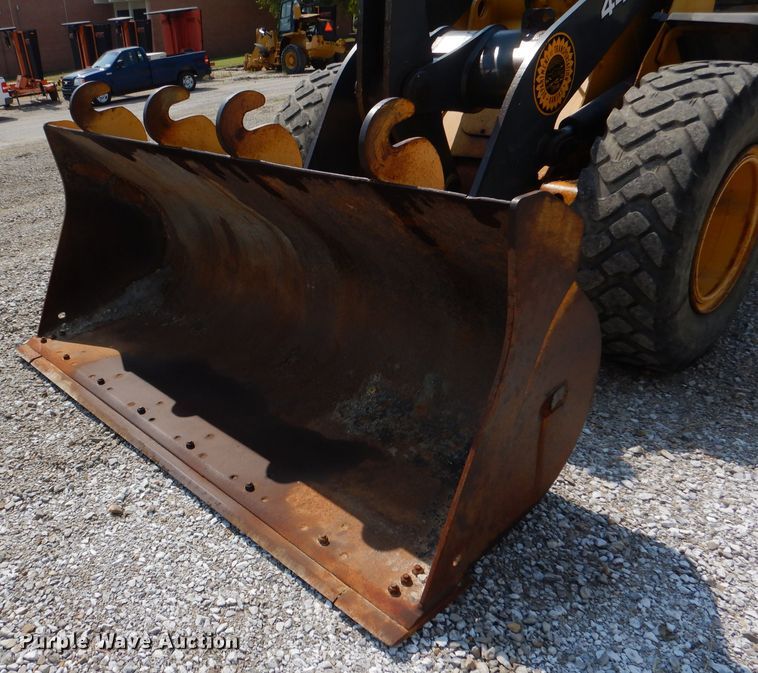 image for item DL3053 2005 John Deere 444J  wheel loader