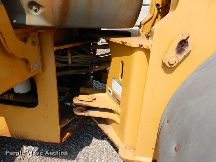 image for item DL3053 2005 John Deere 444J  wheel loader