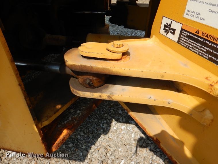 image for item DL3053 2005 John Deere 444J  wheel loader