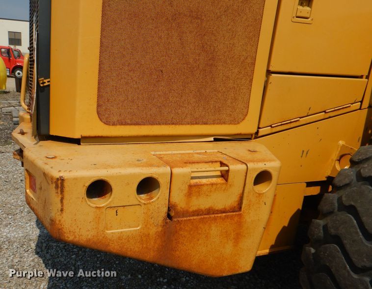 image for item DL3053 2005 John Deere 444J  wheel loader