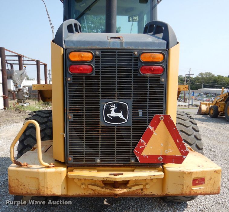 image for item DL3053 2005 John Deere 444J  wheel loader