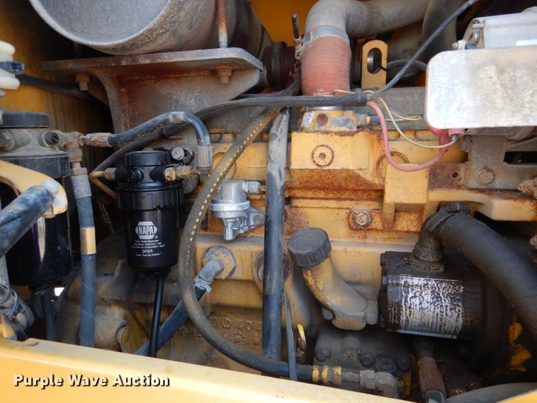 image for item DL3053 2005 John Deere 444J  wheel loader