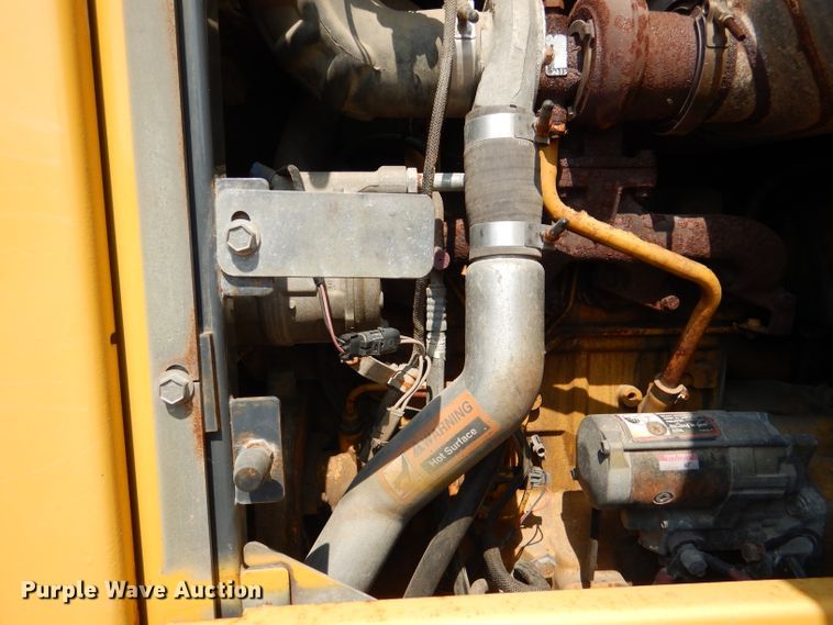 image for item DL3053 2005 John Deere 444J  wheel loader