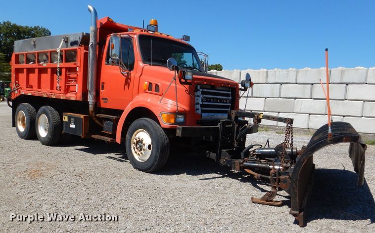 image for item DL3054 2001 Sterling LT7500  dump truck