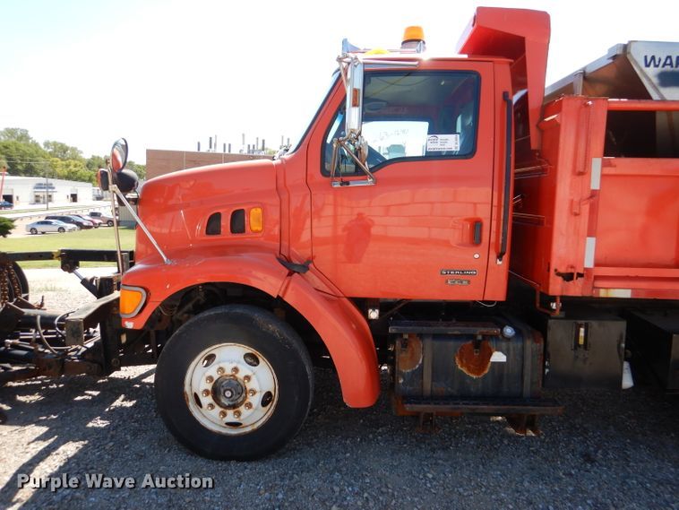 image for item DL3054 2001 Sterling LT7500  dump truck