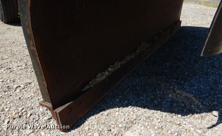 image for item DL3054 2001 Sterling LT7500  dump truck