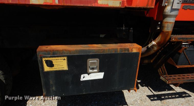 image for item DL3054 2001 Sterling LT7500  dump truck