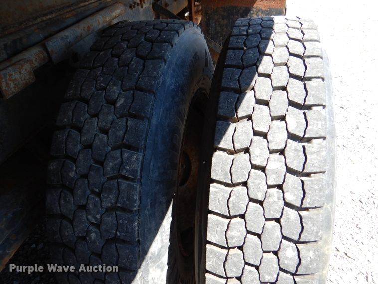 image for item DL3054 2001 Sterling LT7500  dump truck