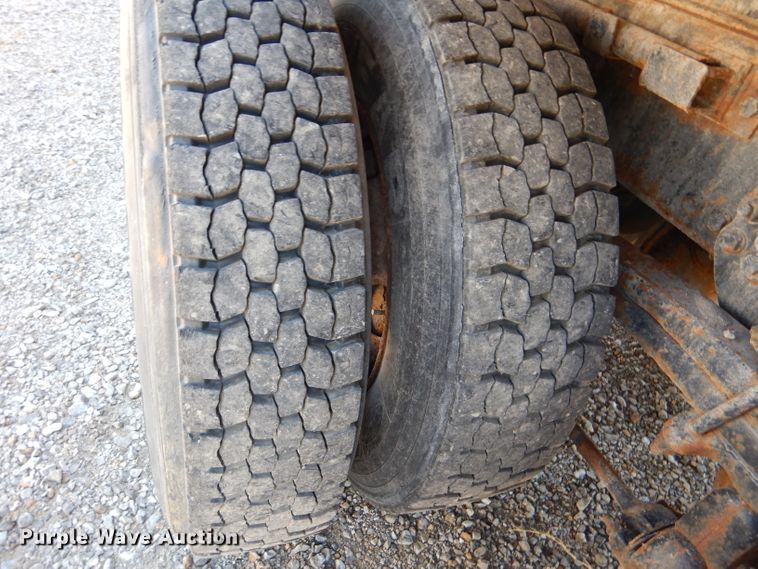 image for item DL3054 2001 Sterling LT7500  dump truck