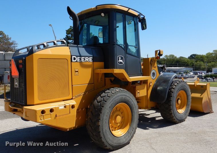 image for item DL3055 2006 John Deere 444J  wheel loader