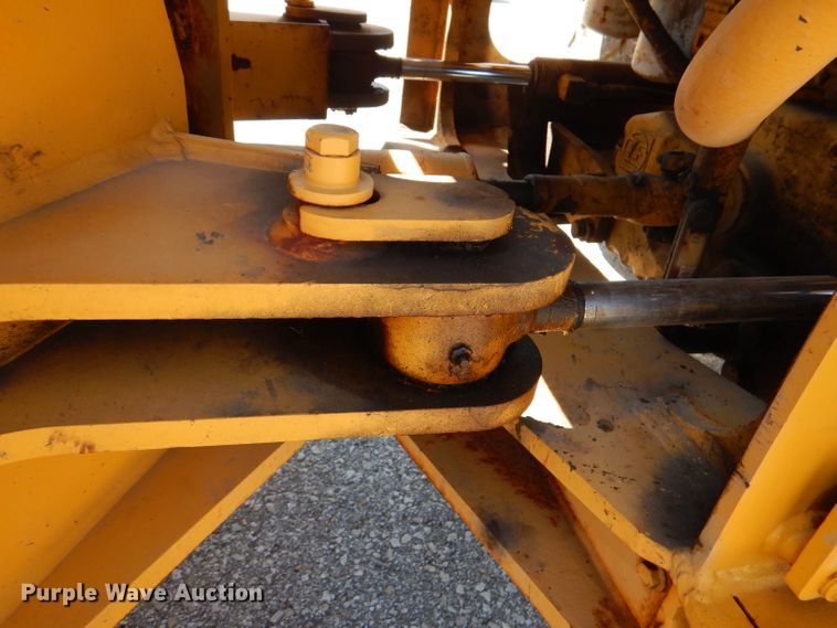 image for item DL3055 2006 John Deere 444J  wheel loader