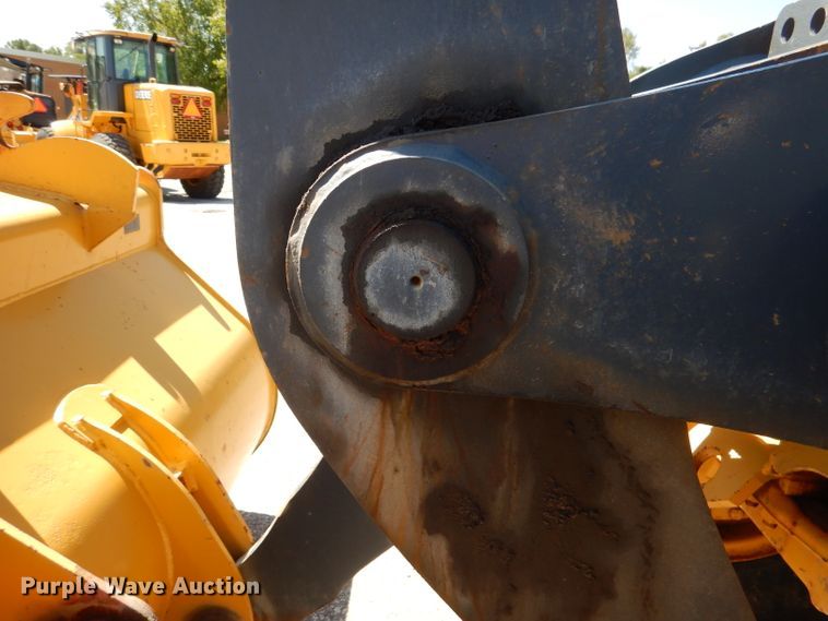 image for item DL3055 2006 John Deere 444J  wheel loader