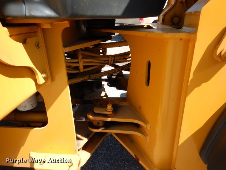 image for item DL3055 2006 John Deere 444J  wheel loader