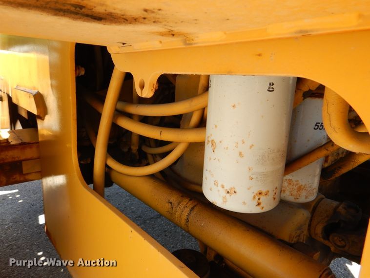 image for item DL3055 2006 John Deere 444J  wheel loader