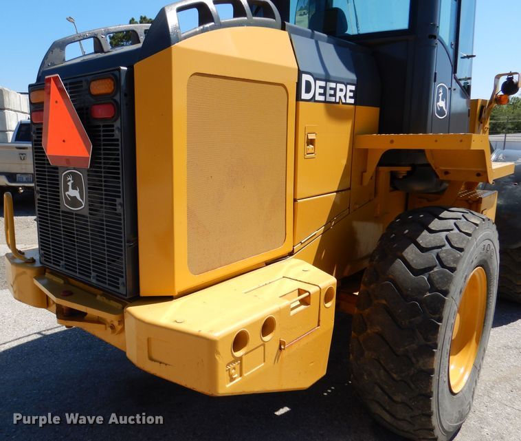 image for item DL3055 2006 John Deere 444J  wheel loader