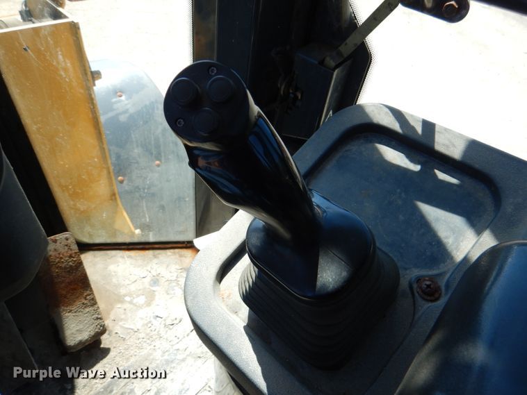 image for item DL3055 2006 John Deere 444J  wheel loader