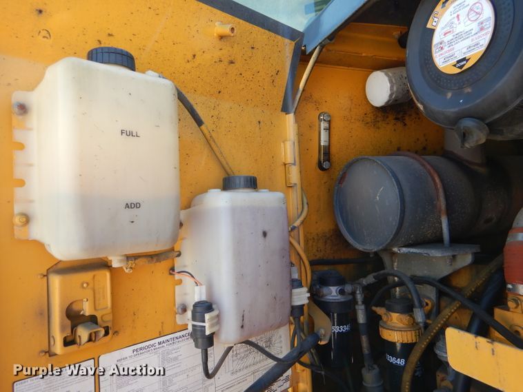 image for item DL3055 2006 John Deere 444J  wheel loader