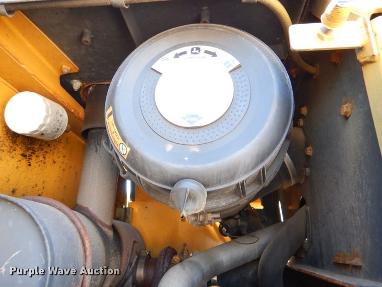 image for item DL3055 2006 John Deere 444J  wheel loader