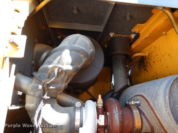 image for item DL3055 2006 John Deere 444J  wheel loader