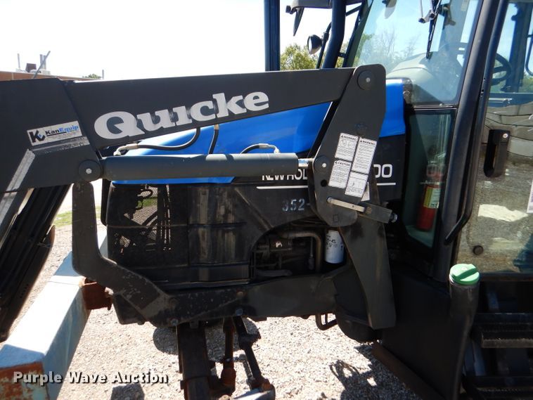 image for item DL3061 2002 New Holland TS100  tractor