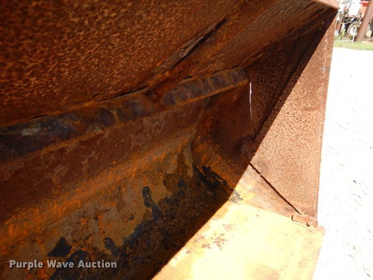 image for item DL3061 2002 New Holland TS100  tractor