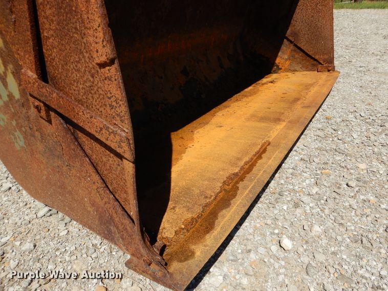 image for item DL3061 2002 New Holland TS100  tractor