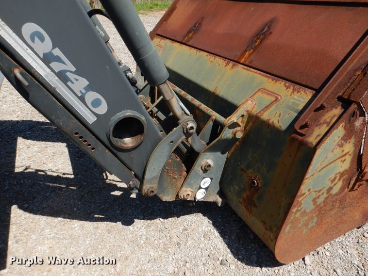 image for item DL3061 2002 New Holland TS100  tractor