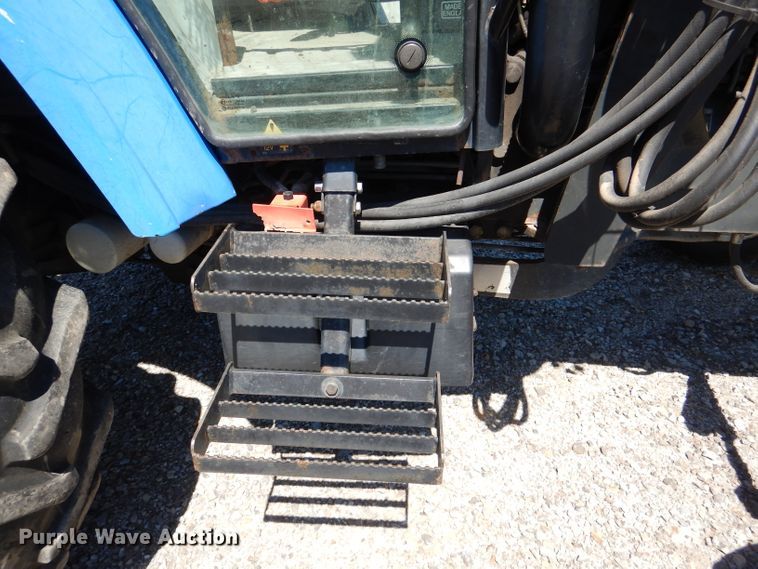 image for item DL3061 2002 New Holland TS100  tractor