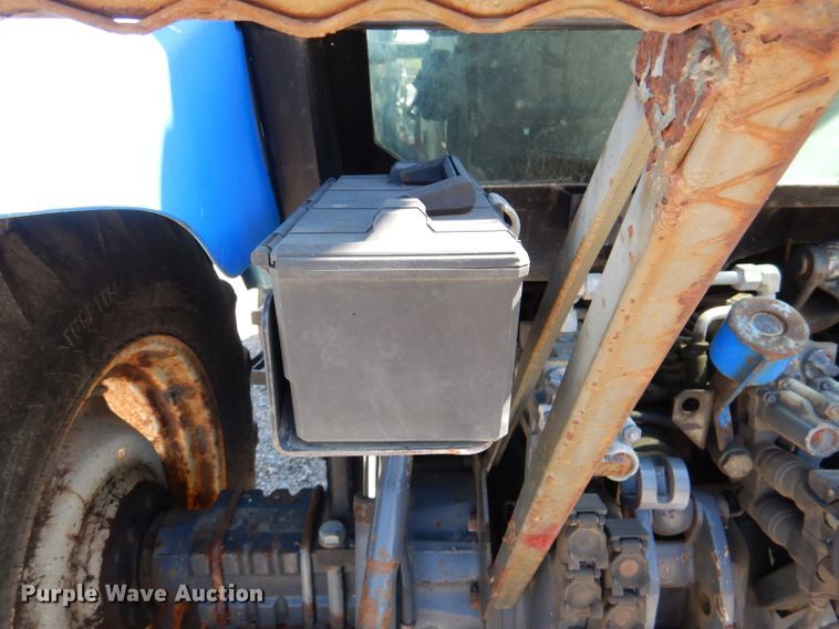 image for item DL3061 2002 New Holland TS100  tractor