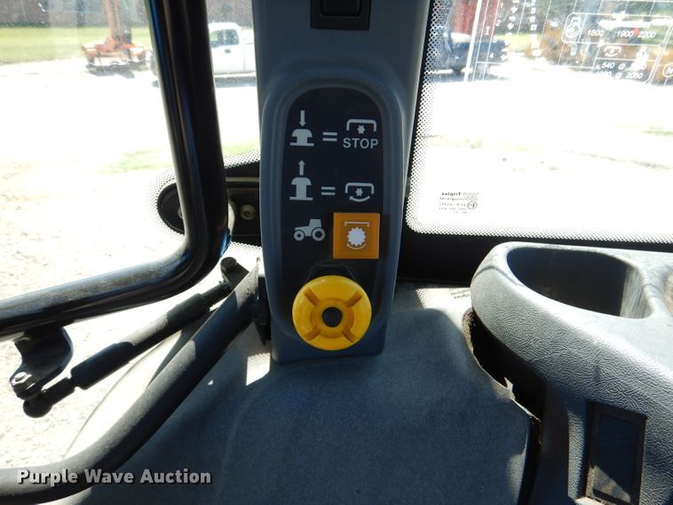 image for item DL3061 2002 New Holland TS100  tractor