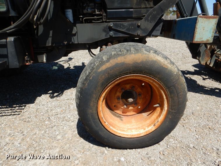 image for item DL3061 2002 New Holland TS100  tractor