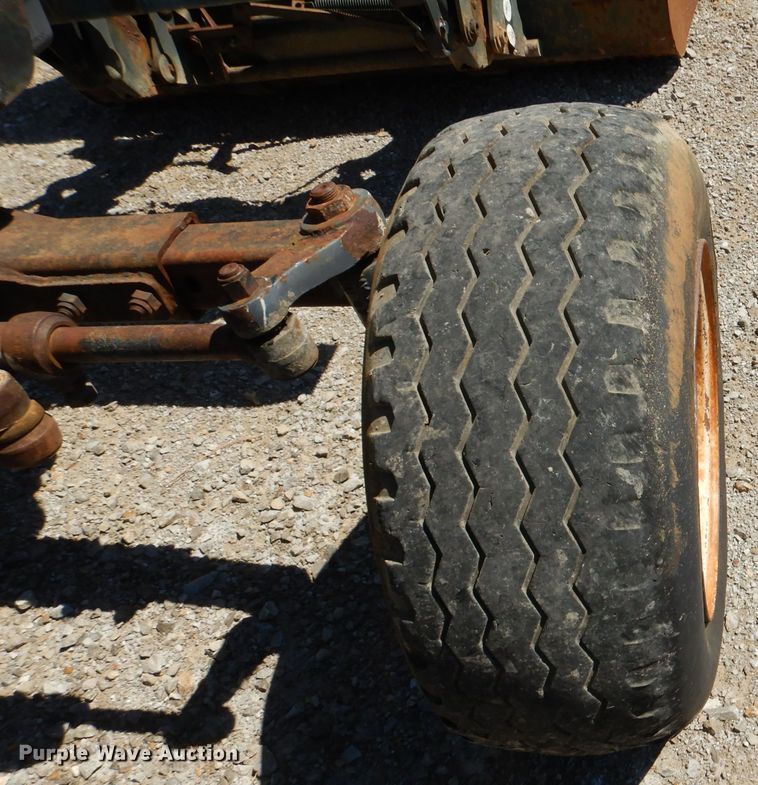 image for item DL3061 2002 New Holland TS100  tractor