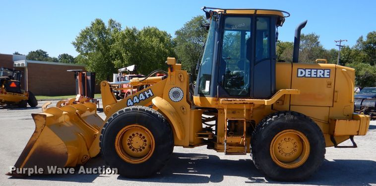 image for item DL3062 2003 John Deere 444H  wheel loader