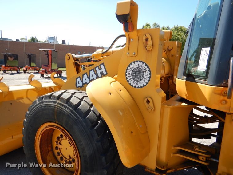 image for item DL3062 2003 John Deere 444H  wheel loader