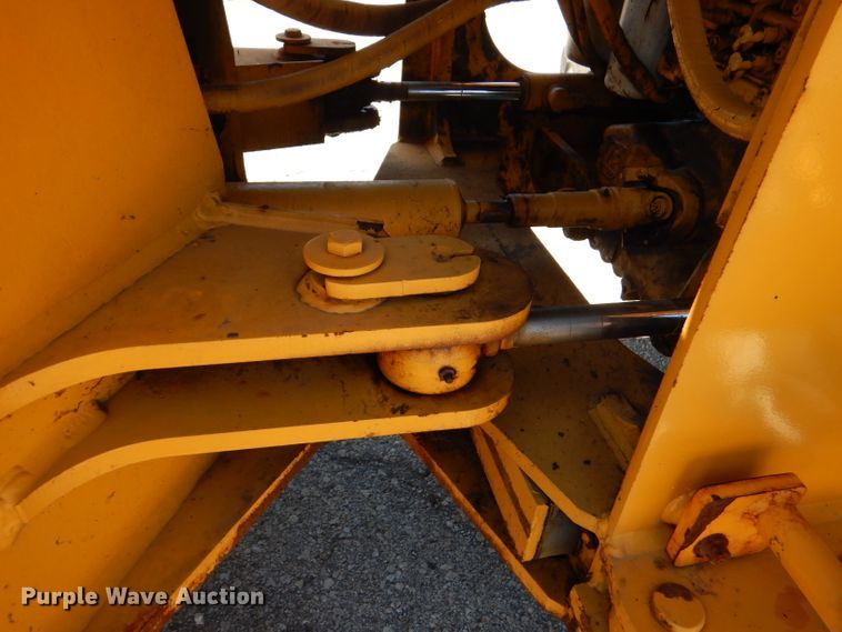 image for item DL3062 2003 John Deere 444H  wheel loader