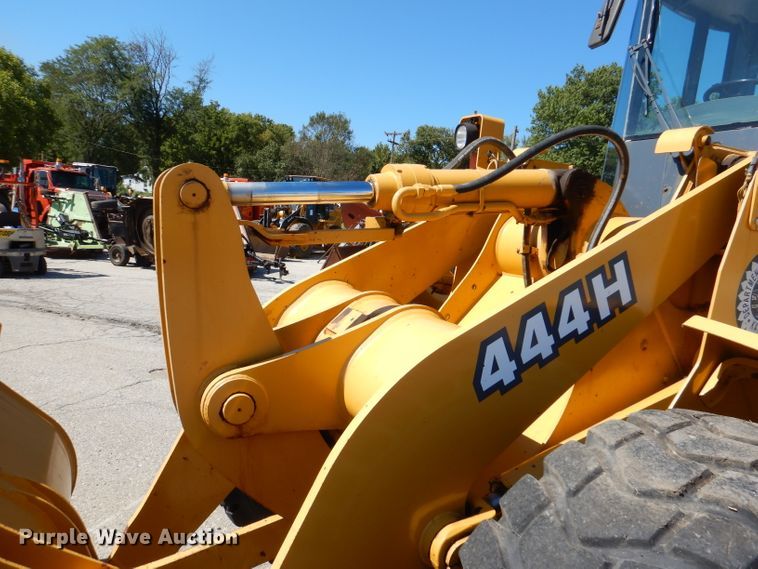 image for item DL3062 2003 John Deere 444H  wheel loader