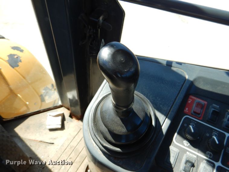 image for item DL3062 2003 John Deere 444H  wheel loader