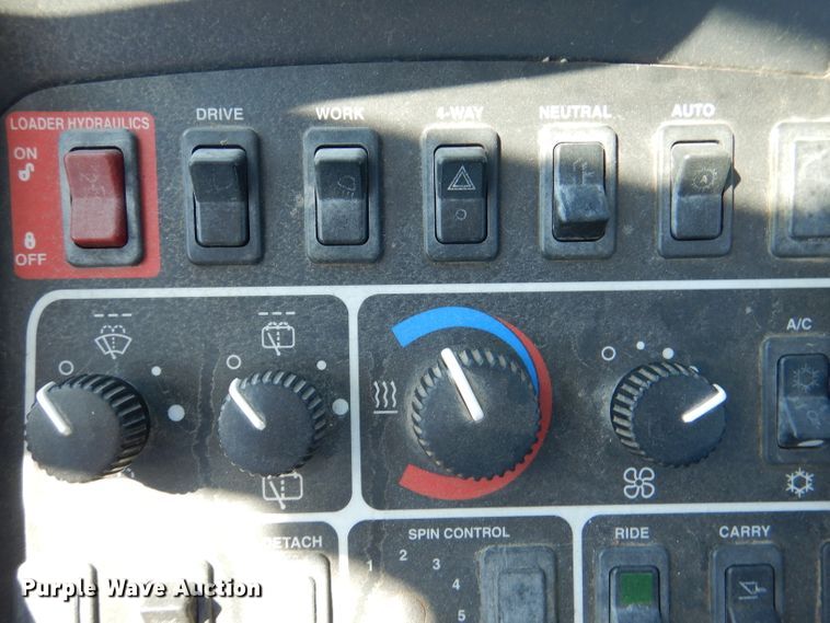 image for item DL3062 2003 John Deere 444H  wheel loader